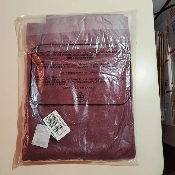 ❤NWT TORRID WINTER SWEATER LEGGING - WINE COLOR - PLUS SIZE - Picture 5 of 15